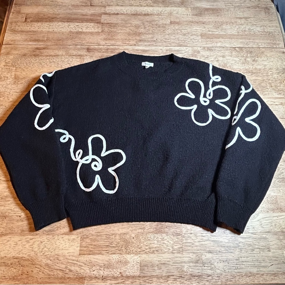 Debut Black Floral Detail Statement Knit Pullover Sweater Size Small